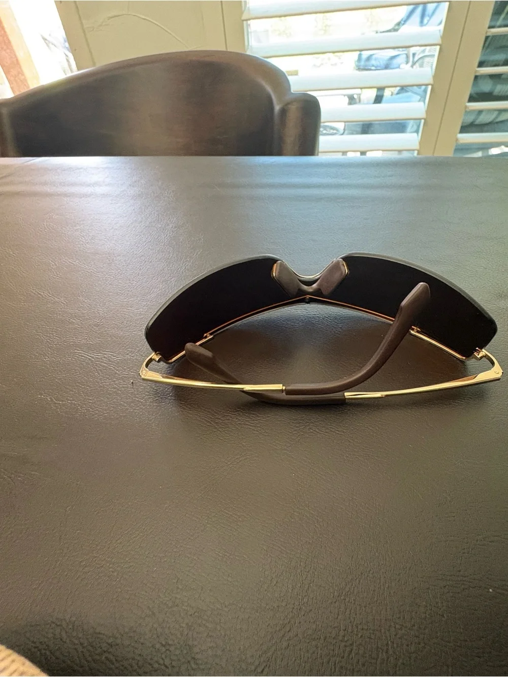 Maui Jim Vintage “sandbar” 511 16 Wrap sunglasses